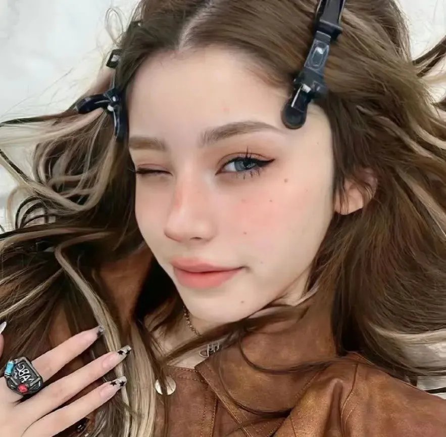 摩纳哥女孩